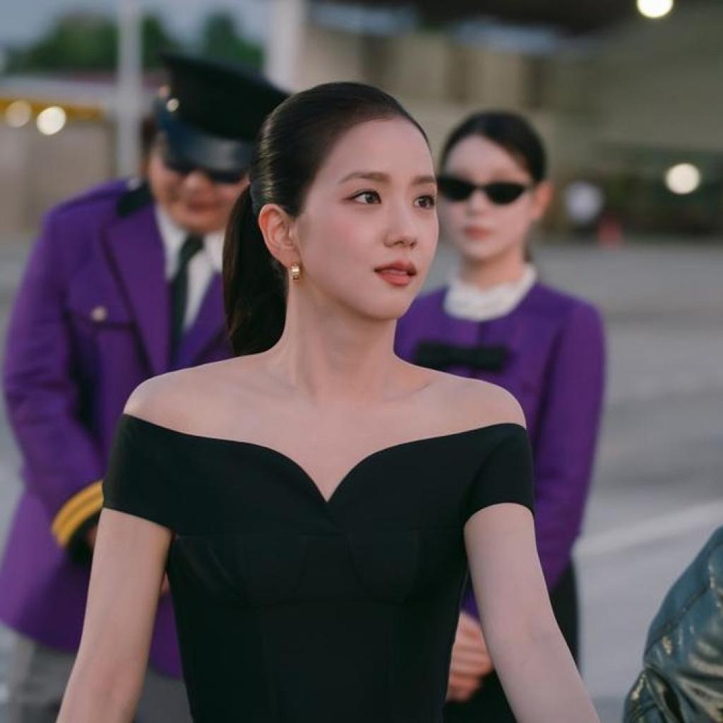 Jisoo Tiba-Tiba Cancel Jadwal Paris, Ada Apa Sebenarnya